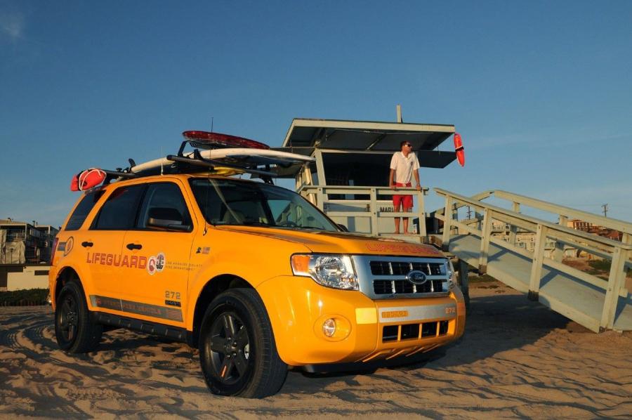  Ford Escape Hybrid LA County Lifeguards 2008 года  (фото 3 из 10)